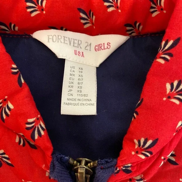 NWOT Forever 21 girls quilted jacket - Picture 3 of 4